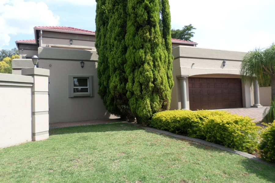 To Let 5 Bedroom Property for Rent in Moreleta Park Gauteng