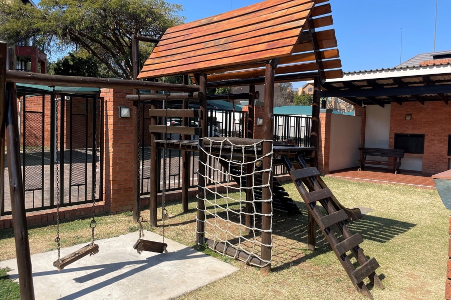 2 Bedroom Property for Sale in Fourways Gauteng