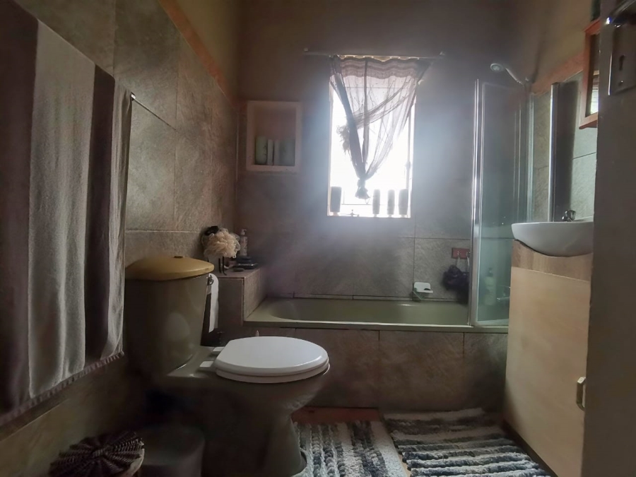 3 Bedroom Property for Sale in Brakpan Central Gauteng