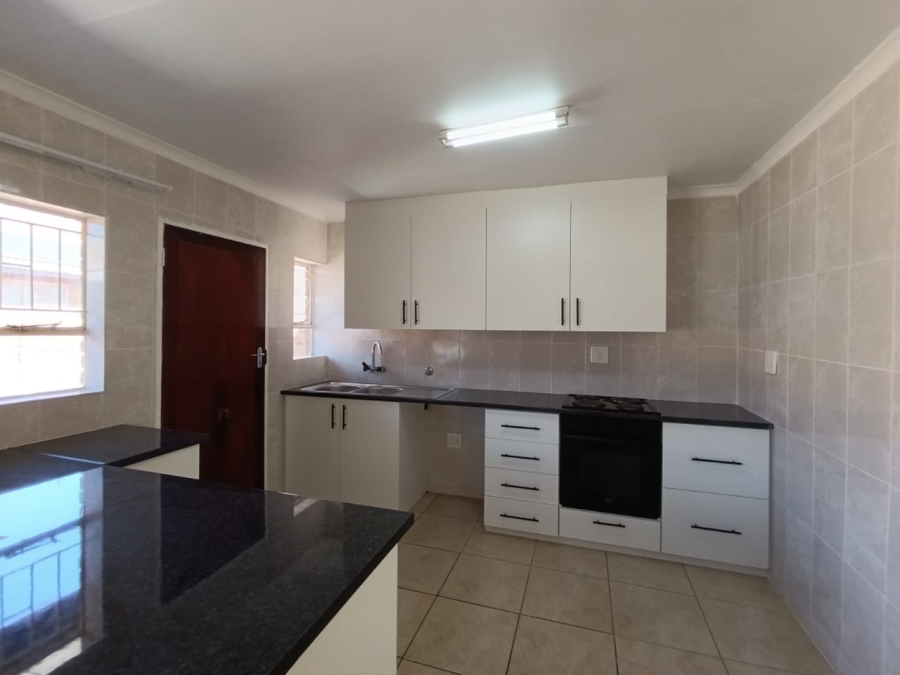 2 Bedroom Property for Sale in New Redruth Gauteng