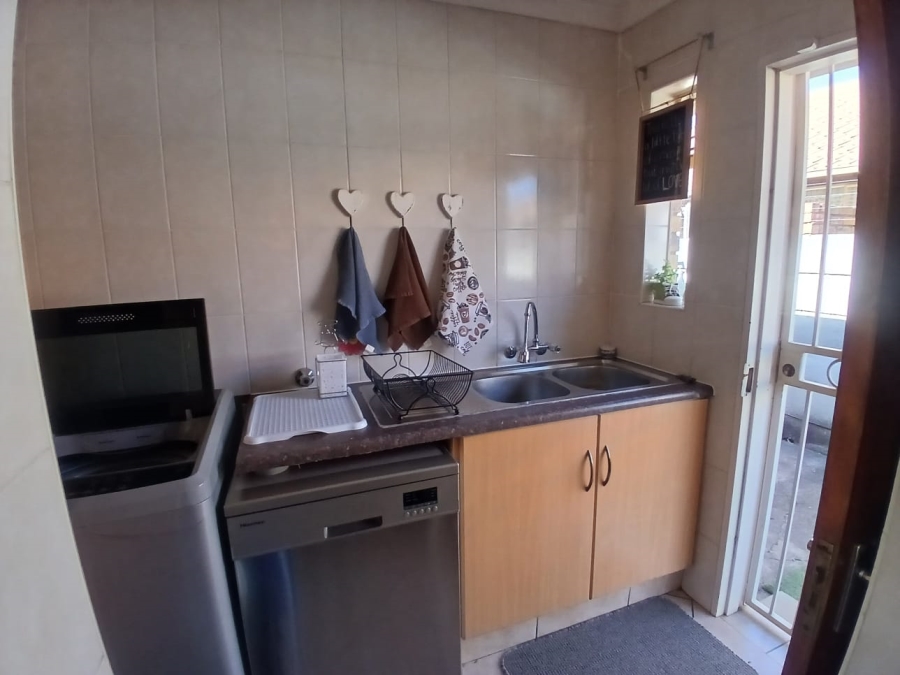 3 Bedroom Property for Sale in Terenure Gauteng