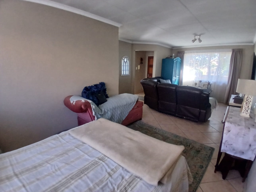 3 Bedroom Property for Sale in Terenure Gauteng