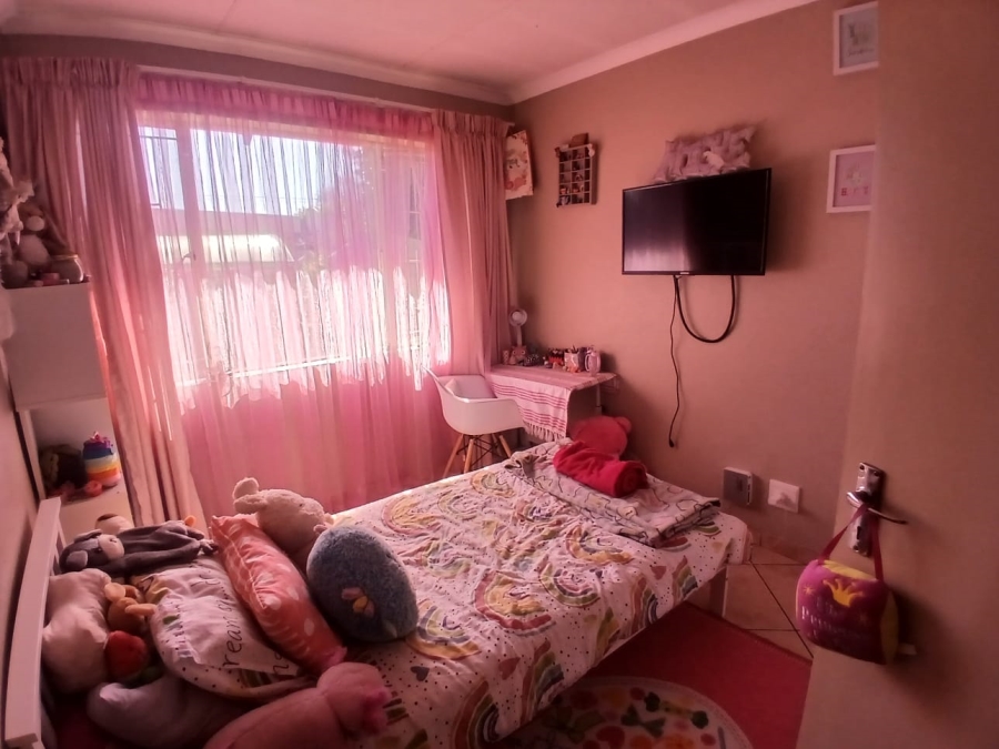 3 Bedroom Property for Sale in Terenure Gauteng