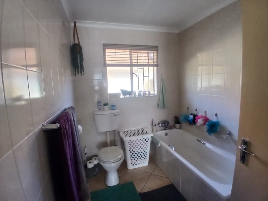 3 Bedroom Property for Sale in Terenure Gauteng