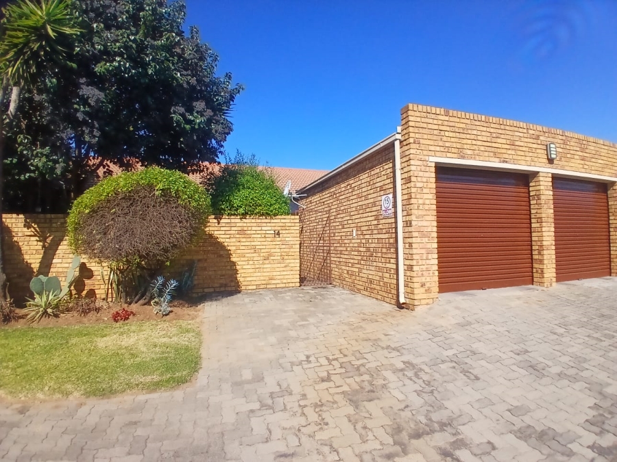 3 Bedroom Property for Sale in Terenure Gauteng