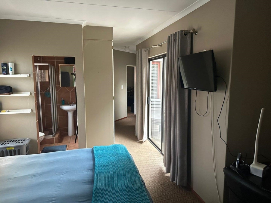 2 Bedroom Property for Sale in Northwold Gauteng