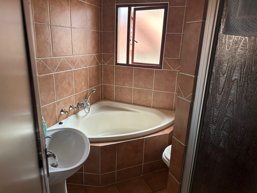 2 Bedroom Property for Sale in Northwold Gauteng