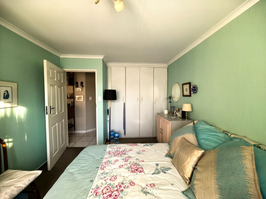 2 Bedroom Property for Sale in Sonneglans Gauteng