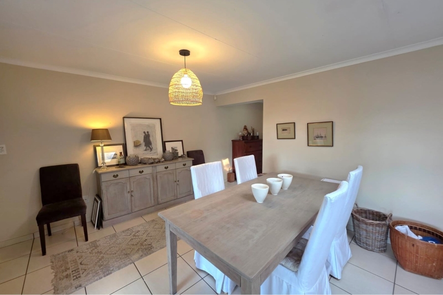 To Let 2 Bedroom Property for Rent in Paulshof Gauteng