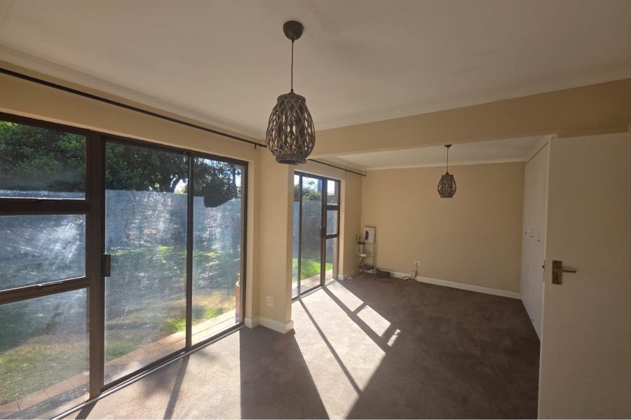 To Let 2 Bedroom Property for Rent in Paulshof Gauteng