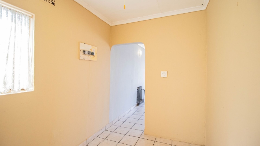 5 Bedroom Property for Sale in Impala Park Gauteng