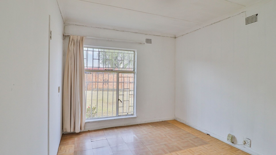 5 Bedroom Property for Sale in Impala Park Gauteng