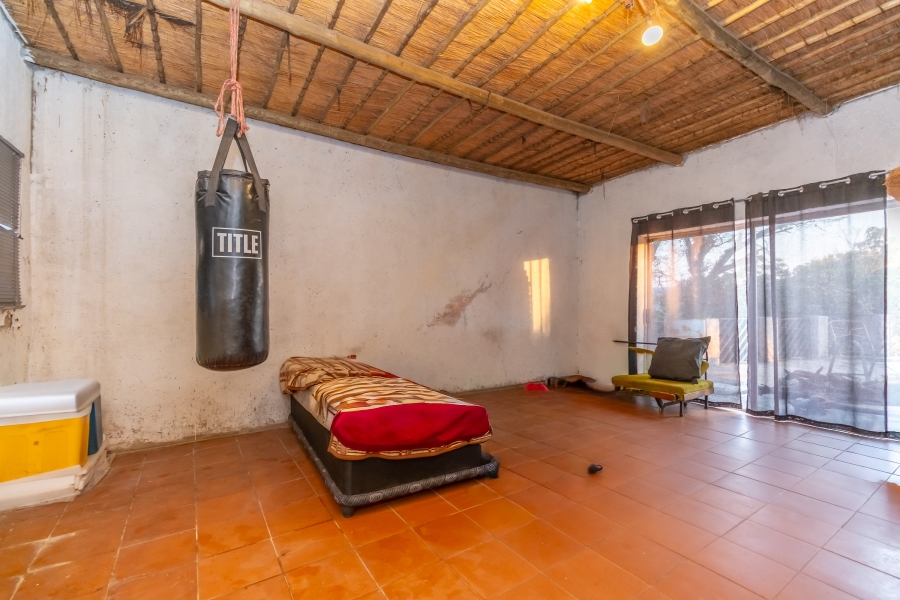 4 Bedroom Property for Sale in Roodekrans Gauteng