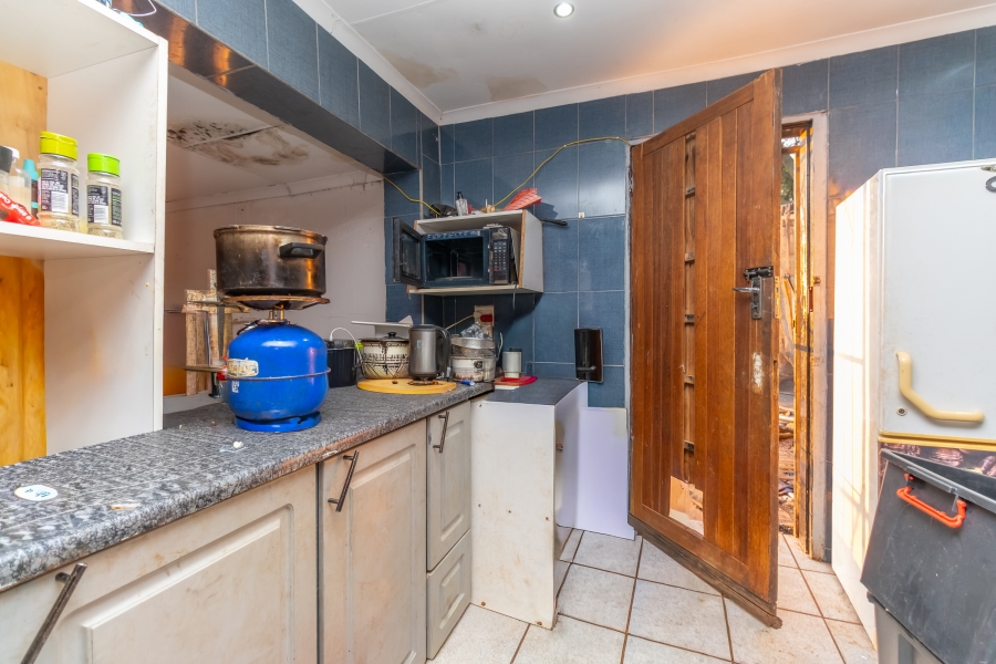 4 Bedroom Property for Sale in Roodekrans Gauteng