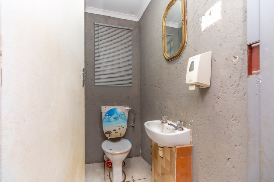 4 Bedroom Property for Sale in Roodekrans Gauteng