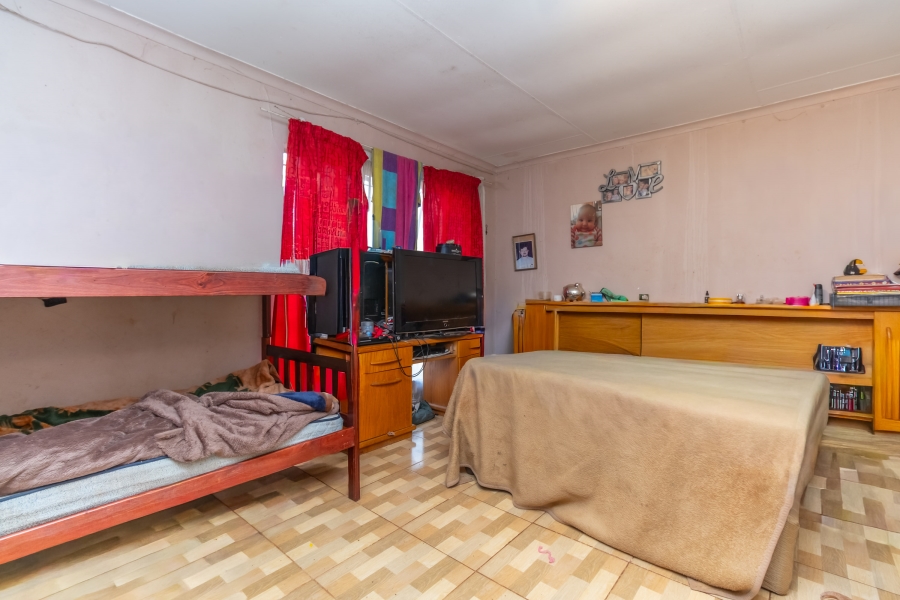 4 Bedroom Property for Sale in Roodekrans Gauteng