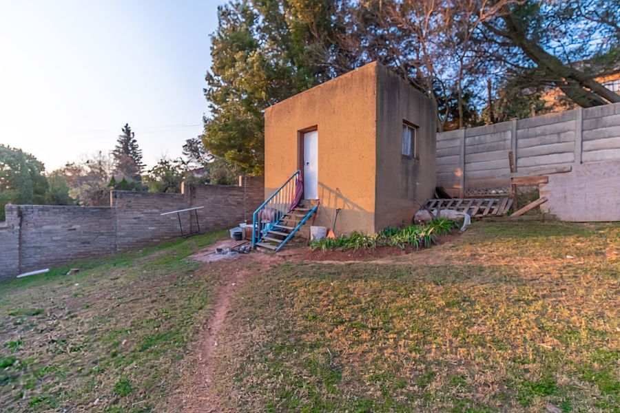 4 Bedroom Property for Sale in Roodekrans Gauteng