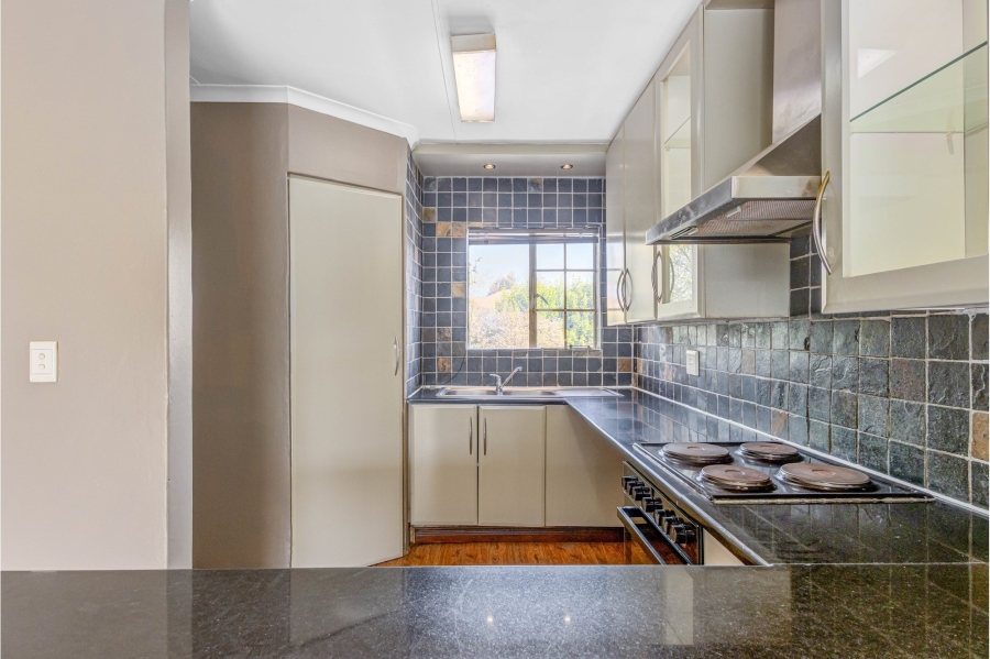 3 Bedroom Property for Sale in Olivedale Gauteng