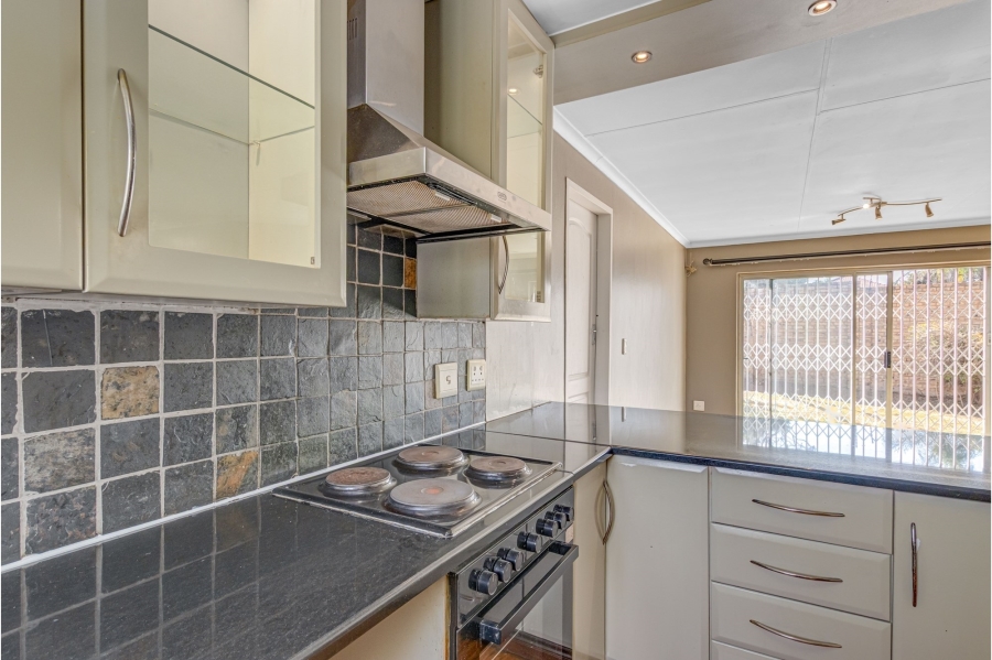3 Bedroom Property for Sale in Olivedale Gauteng