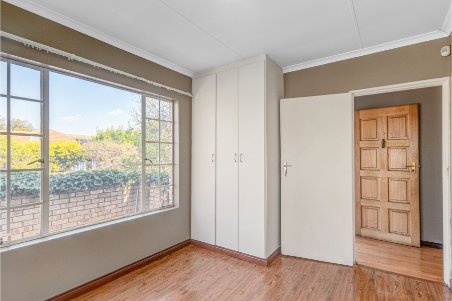 3 Bedroom Property for Sale in Olivedale Gauteng