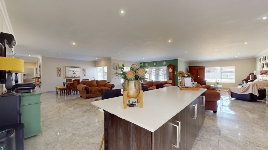 3 Bedroom Property for Sale in Farrarmere Gauteng