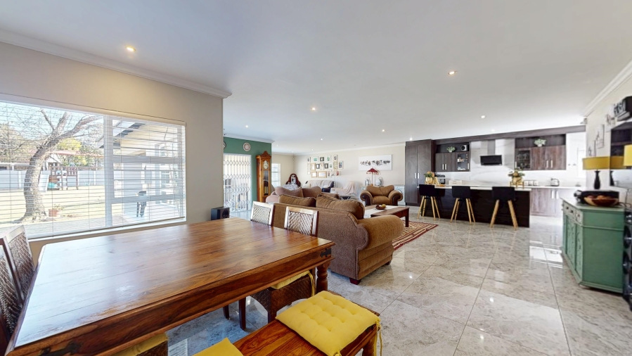 3 Bedroom Property for Sale in Farrarmere Gauteng