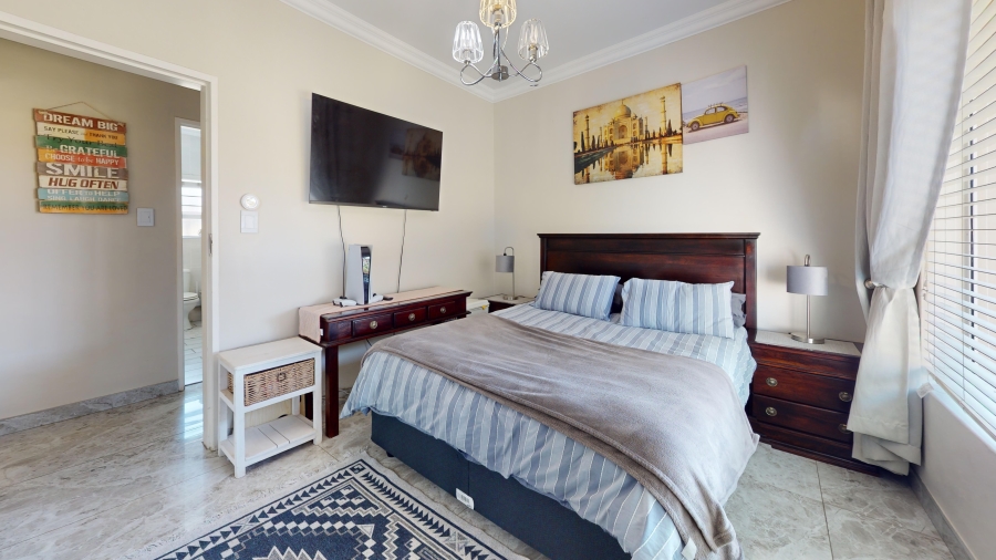 3 Bedroom Property for Sale in Farrarmere Gauteng