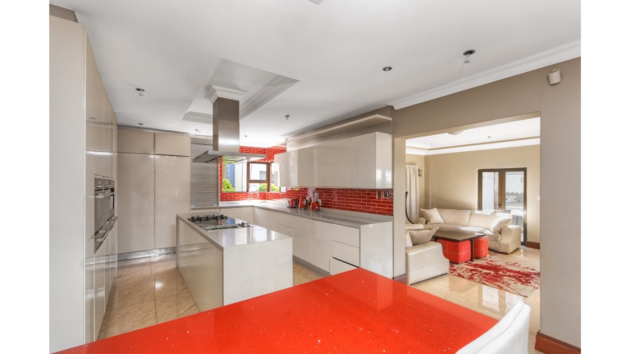 5 Bedroom Property for Sale in Blue Valley Golf Estate Gauteng