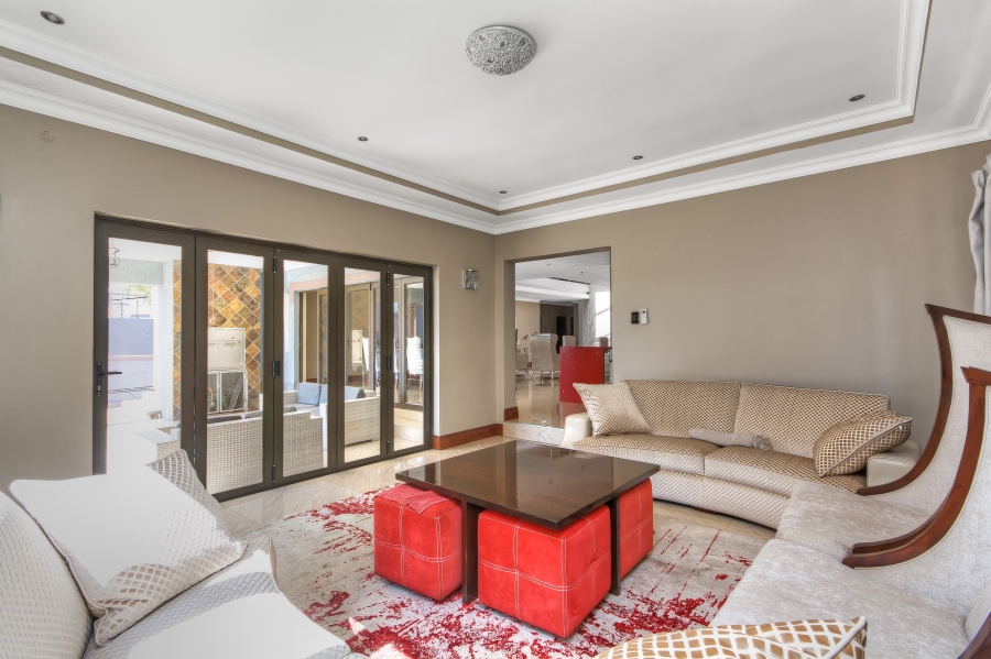 5 Bedroom Property for Sale in Blue Valley Golf Estate Gauteng