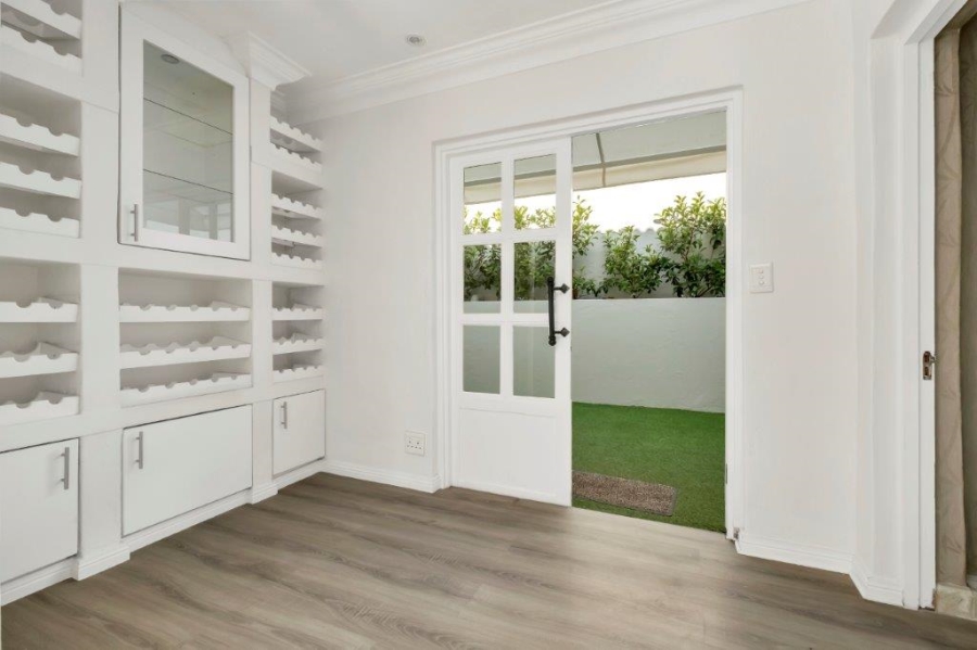 3 Bedroom Property for Sale in Bryanston Gauteng