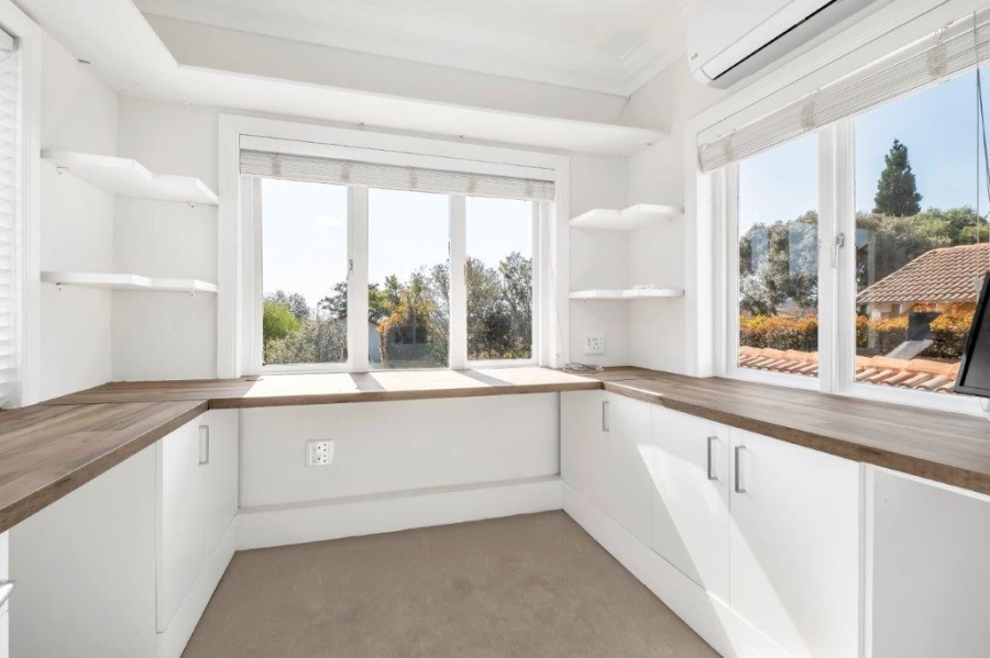3 Bedroom Property for Sale in Bryanston Gauteng
