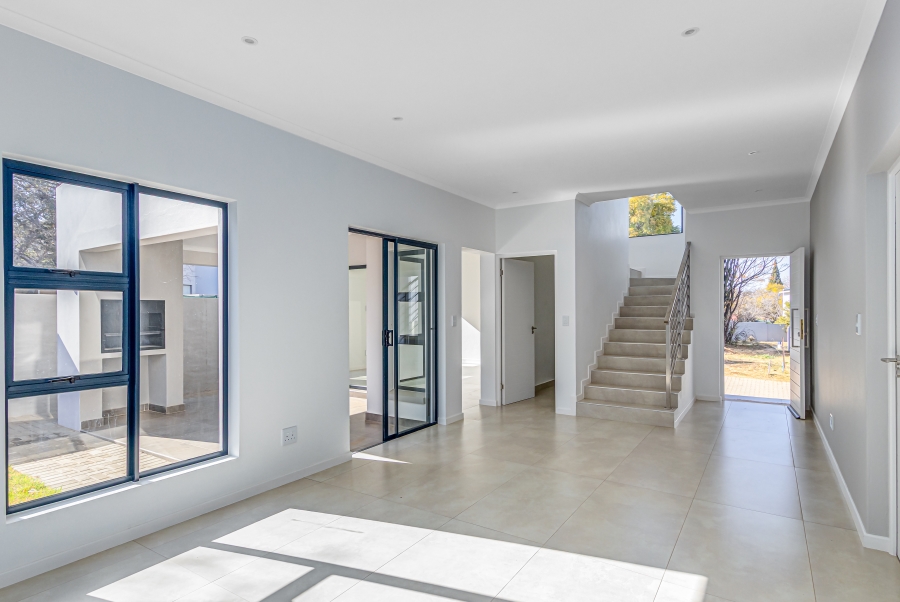 3 Bedroom Property for Sale in Fourways Gauteng
