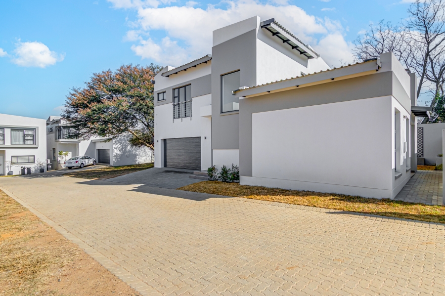 3 Bedroom Property for Sale in Fourways Gauteng