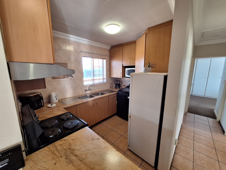3 Bedroom Property for Sale in Die Hoewes Gauteng