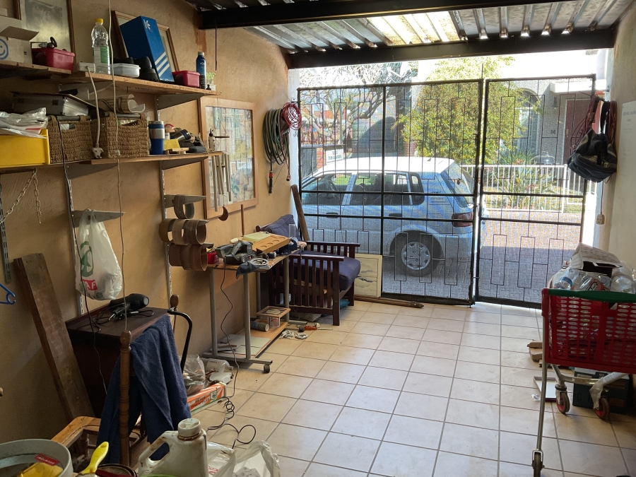 2 Bedroom Property for Sale in Kilner Park Gauteng