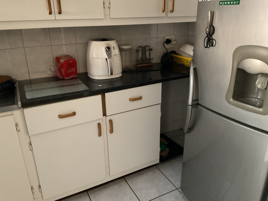 2 Bedroom Property for Sale in Kilner Park Gauteng