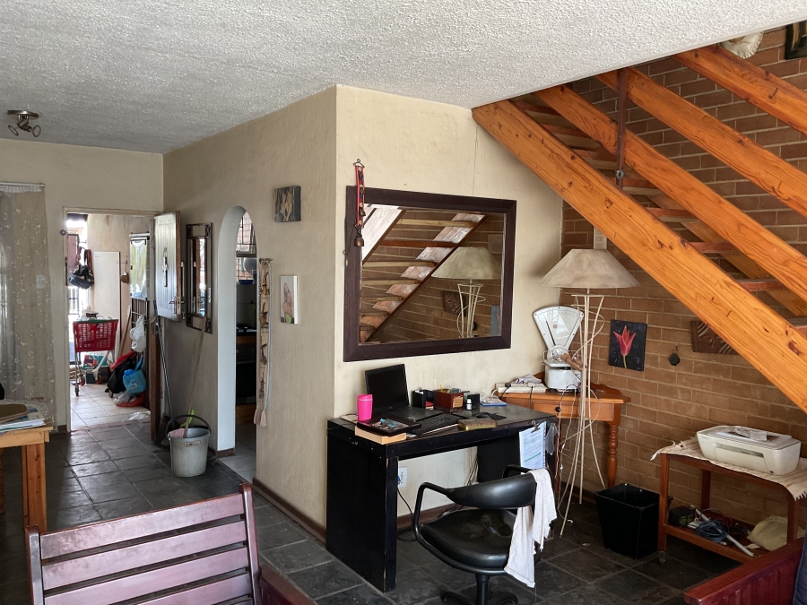 2 Bedroom Property for Sale in Kilner Park Gauteng