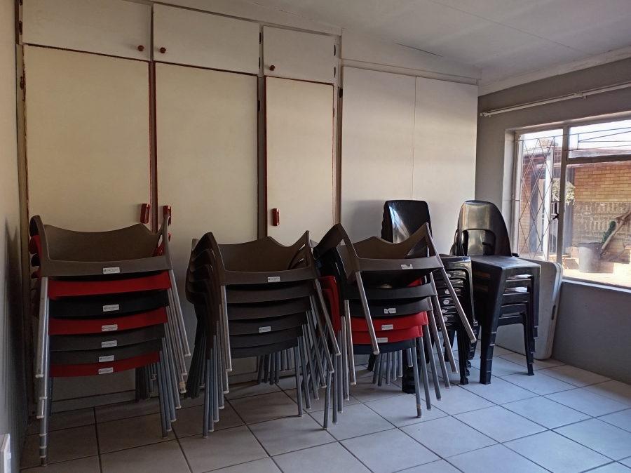 2 Bedroom Property for Sale in Booysens Gauteng