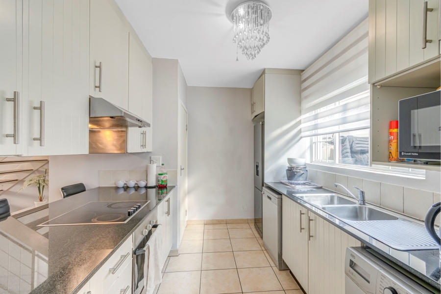 2 Bedroom Property for Sale in Broadacres Gauteng