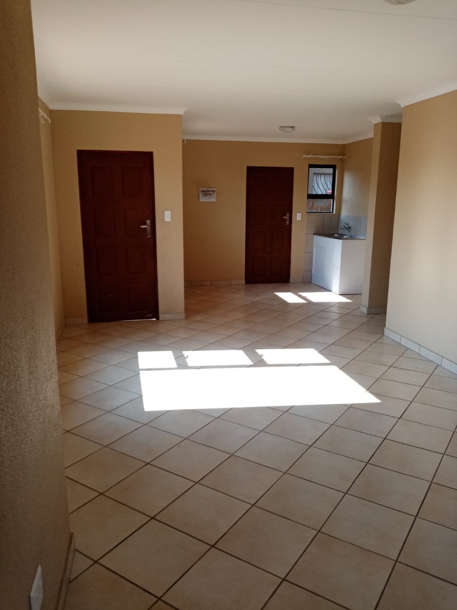 2 Bedroom Property for Sale in Benoni Industrial Gauteng