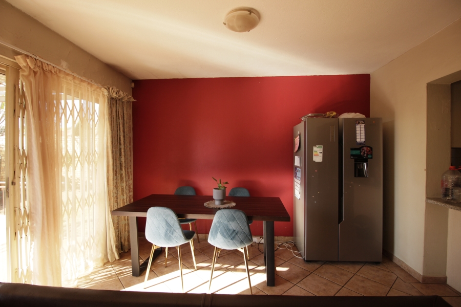 To Let 3 Bedroom Property for Rent in Kyalami Hills Gauteng
