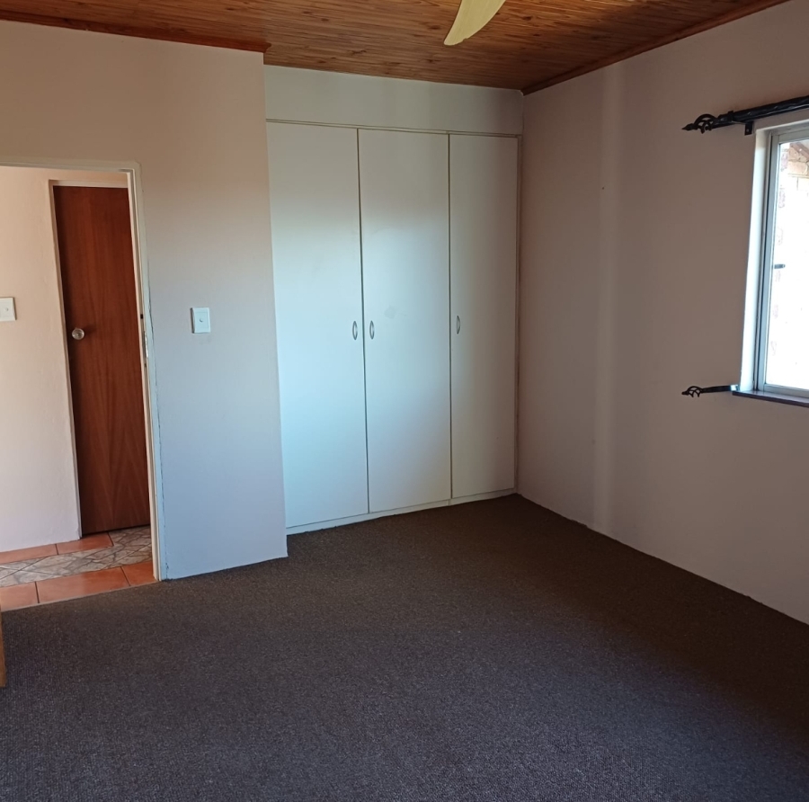 To Let 2 Bedroom Property for Rent in Glen Austin Gauteng