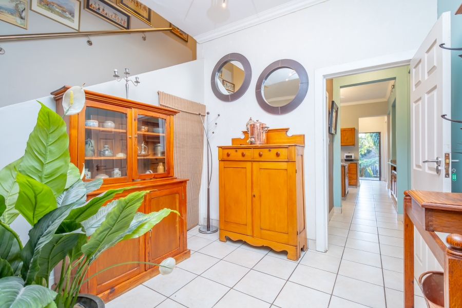 8 Bedroom Property for Sale in Emmarentia Gauteng