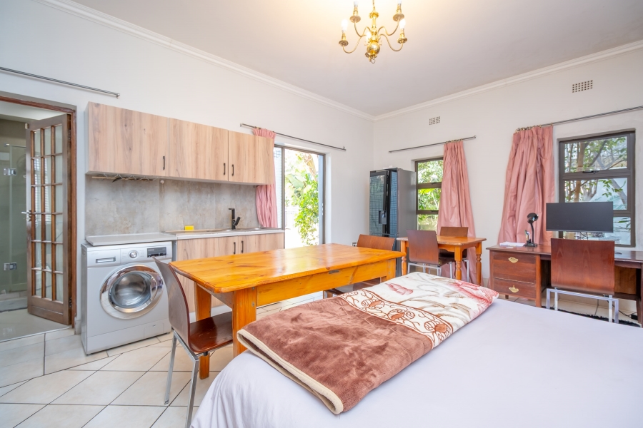 8 Bedroom Property for Sale in Emmarentia Gauteng