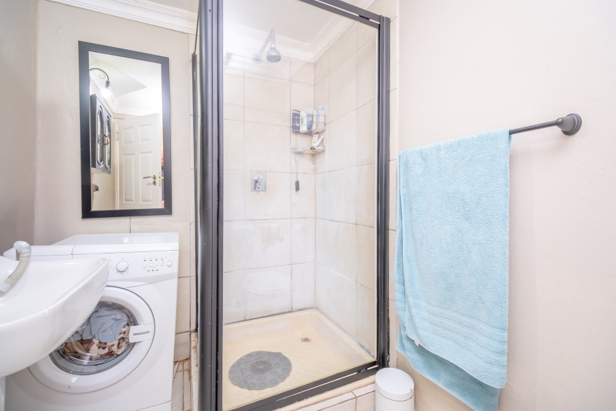 8 Bedroom Property for Sale in Emmarentia Gauteng