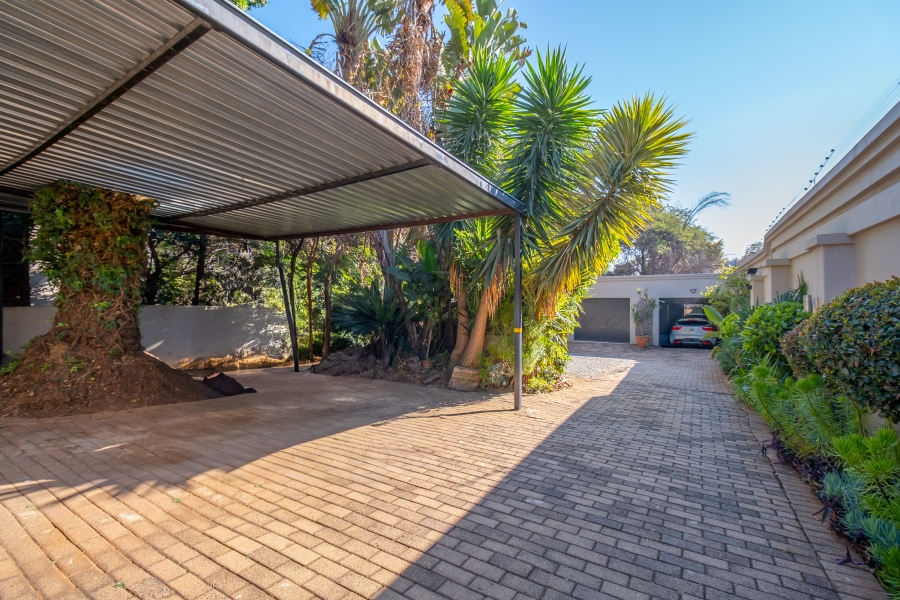 8 Bedroom Property for Sale in Emmarentia Gauteng