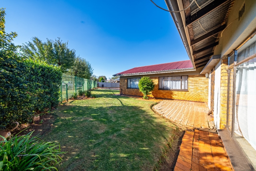 4 Bedroom Property for Sale in Casseldale Gauteng