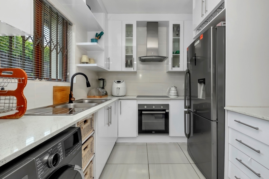 2 Bedroom Property for Sale in Paulshof Gauteng