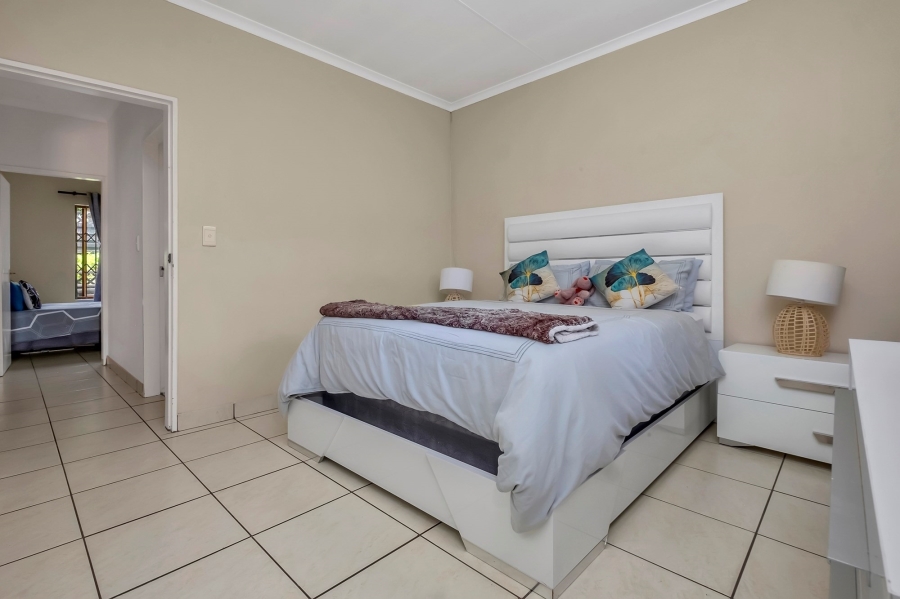 2 Bedroom Property for Sale in Paulshof Gauteng