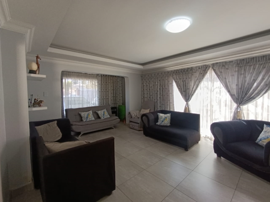 3 Bedroom Property for Sale in Raceview Gauteng
